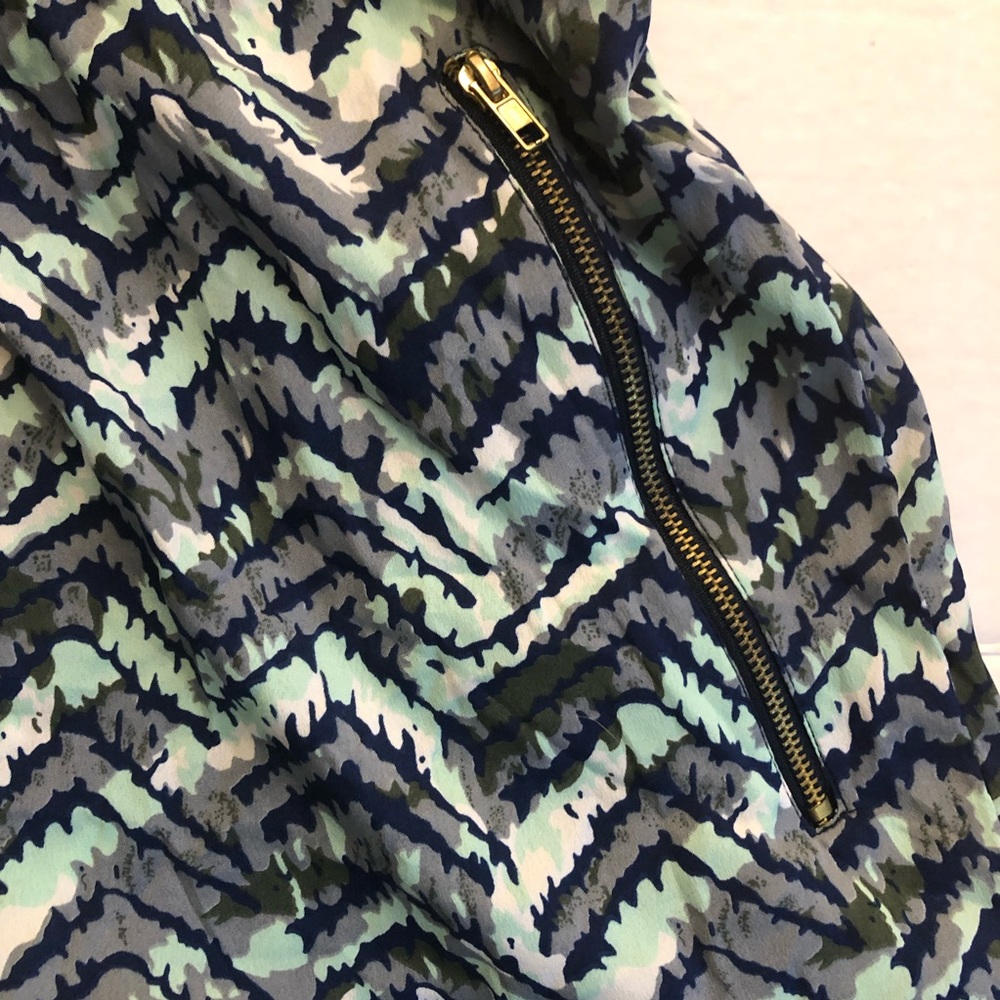 Speed Control Printed Romper Size Large - image 8